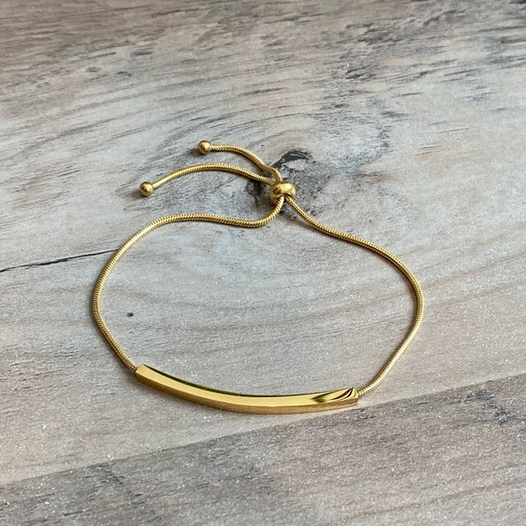 COPY - Gold Curved Bar Bracelet with Pull Ties - Picture 4 of 6